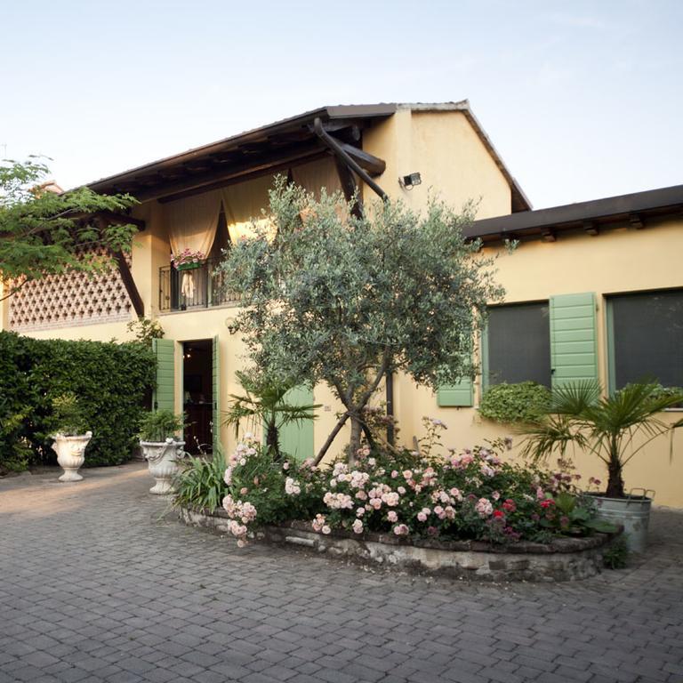 Agriturismo Corte Gaia Castiglione Delle Stiviere Exterior photo
